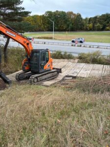 7894665846729398120 Timber Matting on Solar Farm